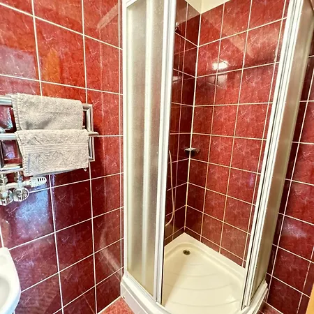 Πανσιόν Vonadzini